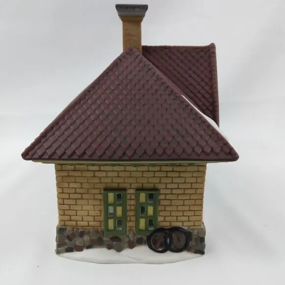 Dept 56 Apple Valley School New England Village #56172 1996-2008 - Picture 11 of 15